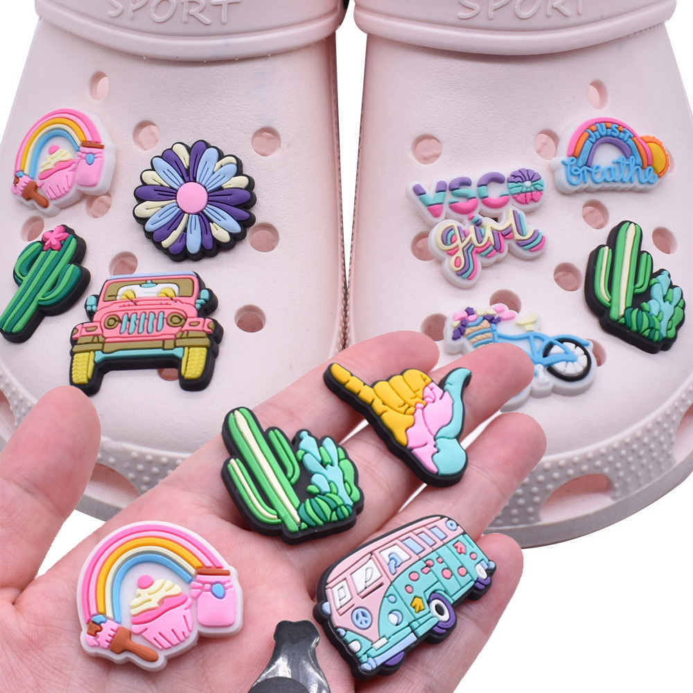 จี้รองเท้าสำหรับวันหยุดพักผ่อน - Men'S Accessories Crocs บทวิจารณ์และราคา